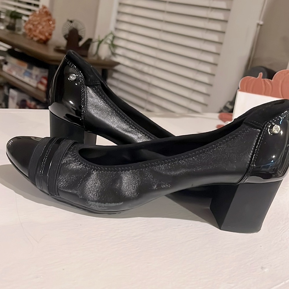 Size 9 2 inch heel
